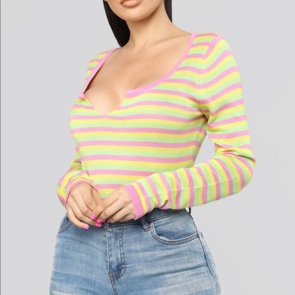 Fashion Nova love sleeve top